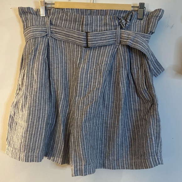 Banana Republic (outlet) paper bag style shorts 12 linen blend - Picture 4 of 8